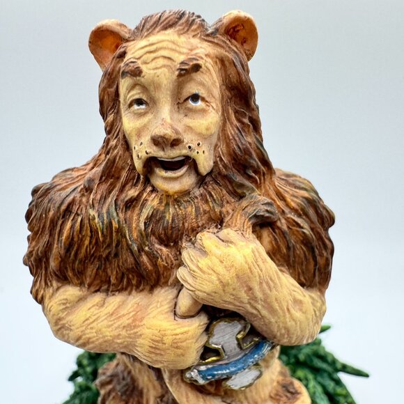Wizard of Oz San Francisco Music Box Co Cowardly Lion Musical Figurine 1999 - Picture 3 of 9